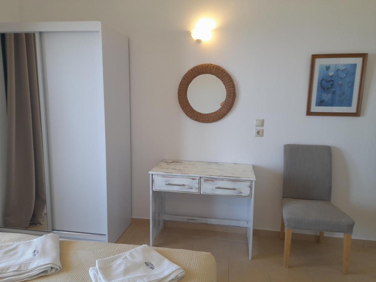 Zaki-1 Premium Villa Moni Evaggelistrias Kültér fotó