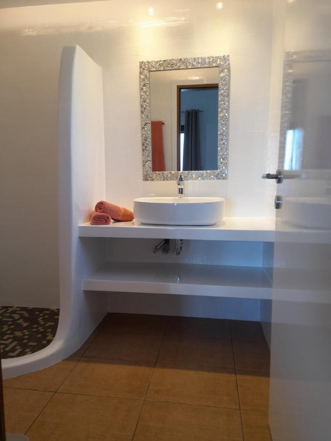 Zaki-1 Premium Villa Moni Evaggelistrias Kültér fotó